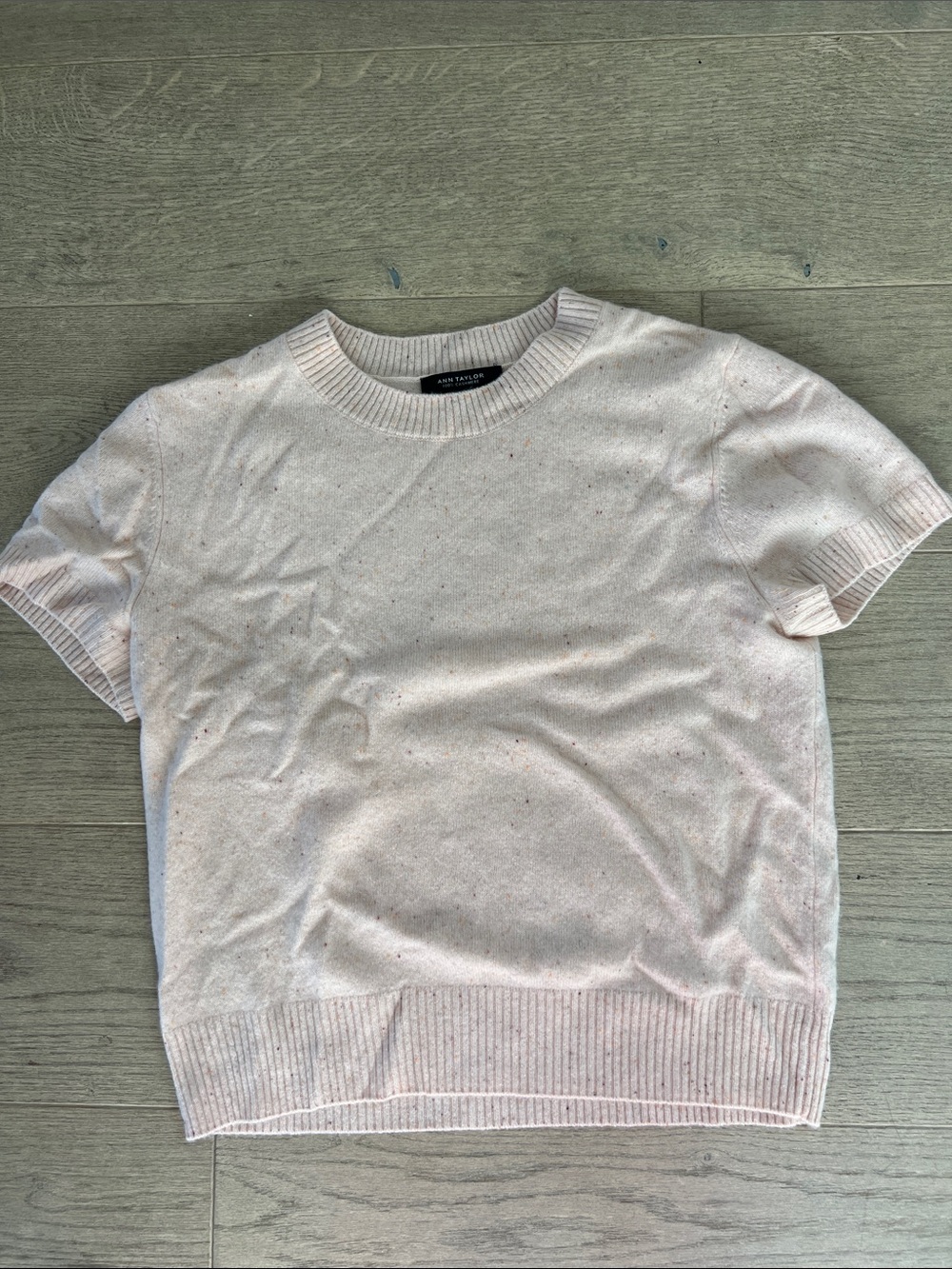 Ann Taylor Speckled Light Pink Short Sleeve Cashmere Sweater
